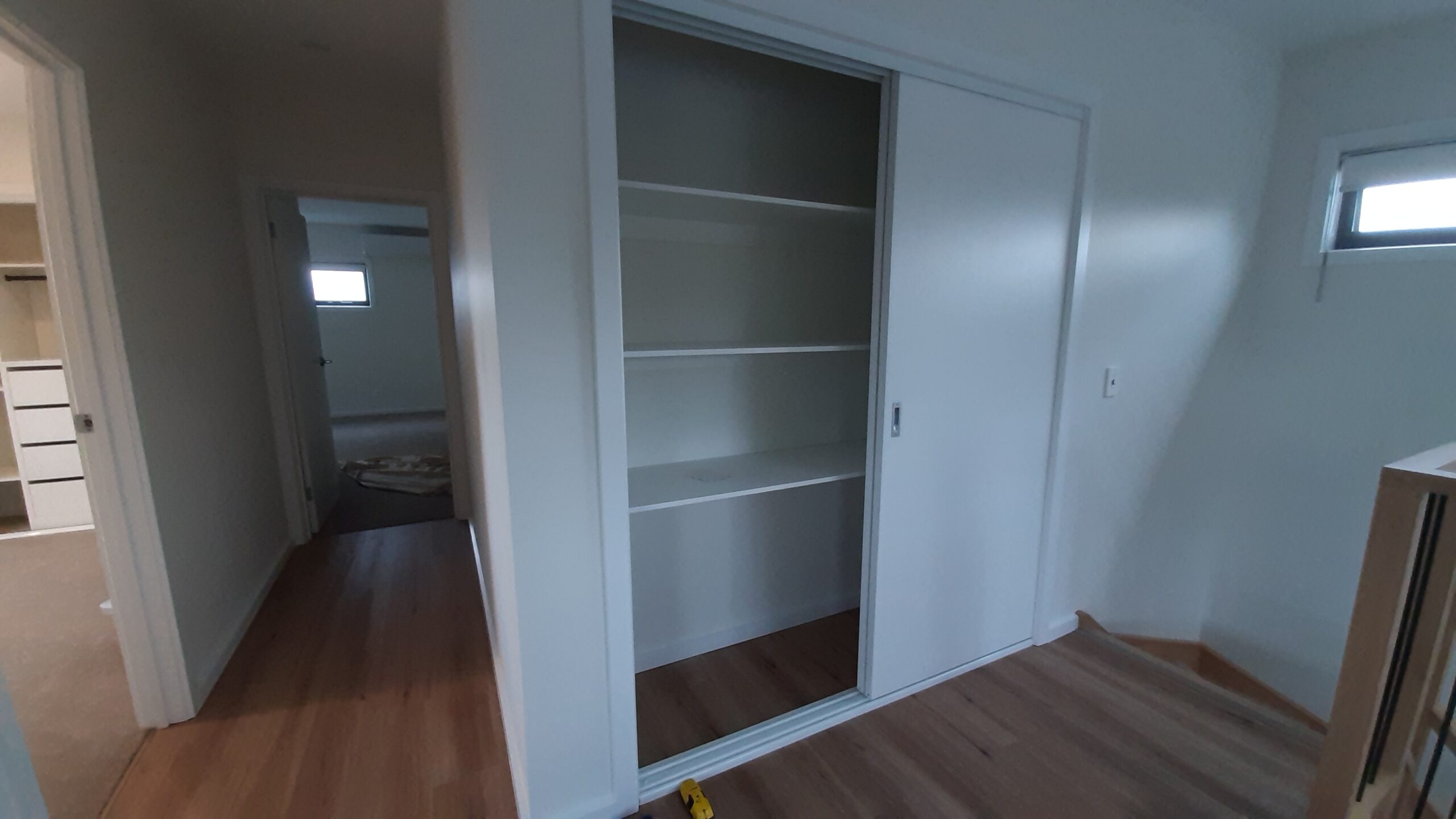 built-in robe configuration