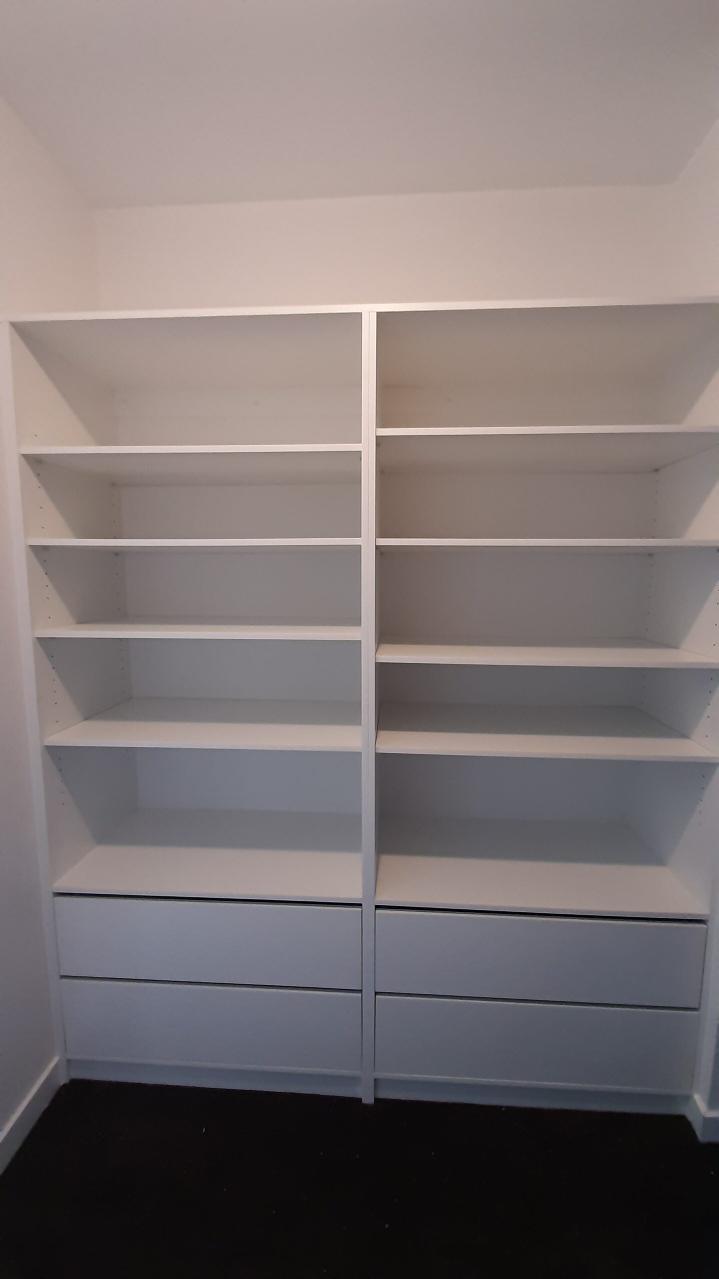 walk-in shelves