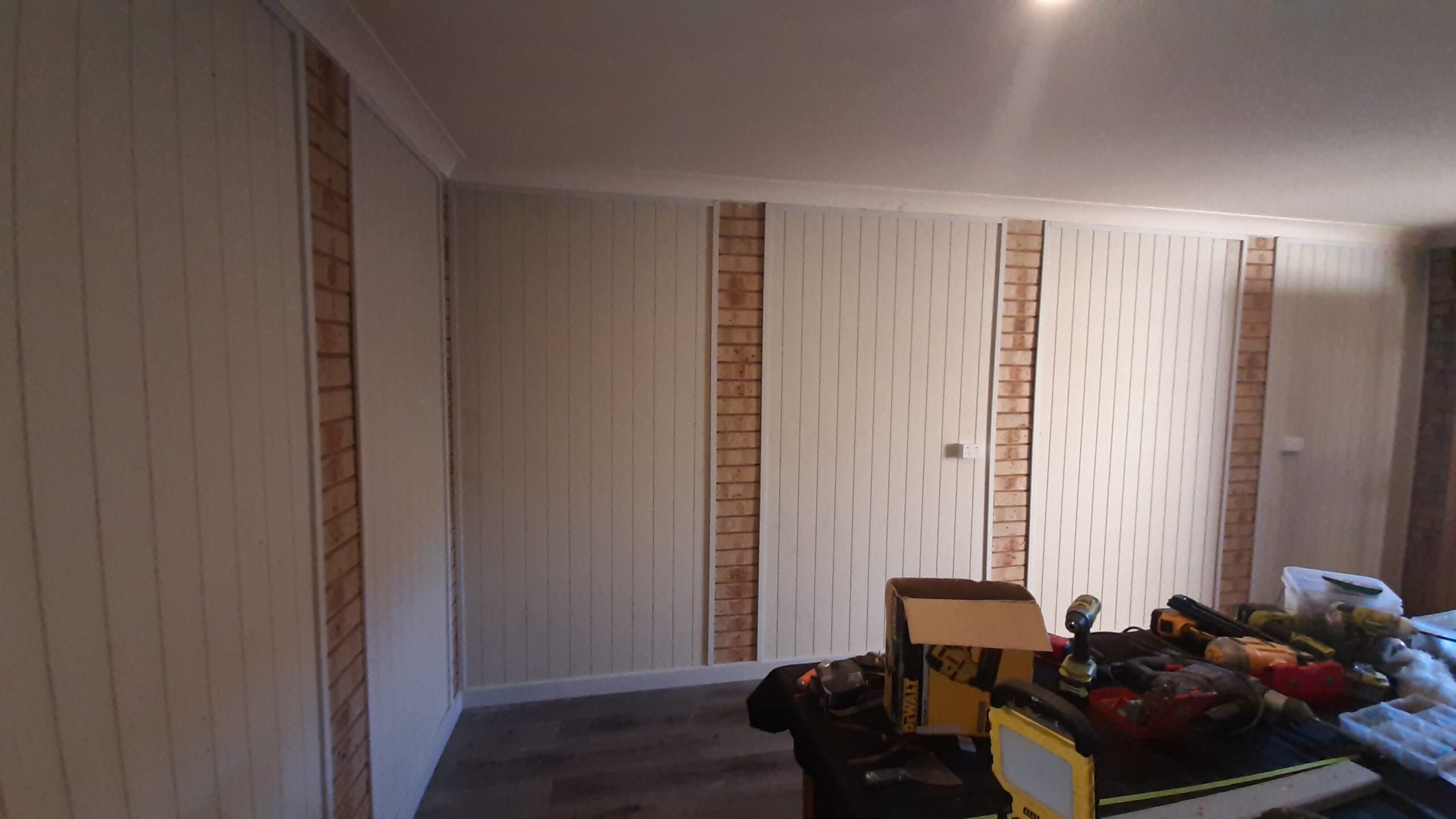 VJ Panelling